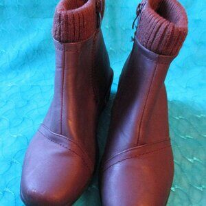 Womens Brown Rubber Insulated Winter Ankle Boots w/Side Zipper& Knit Uppers Sz.7